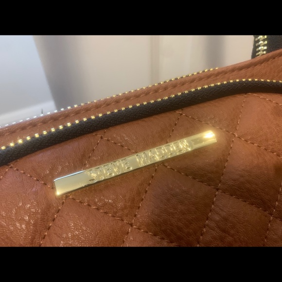 Steve Madden Cross Body Purse - Picture 3 of 10